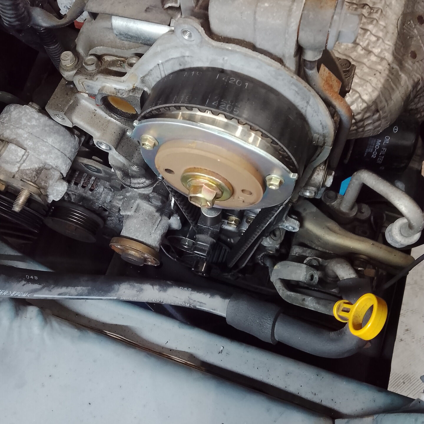 今日は車のメンテナンスデー🚗🔧！やってきました、重要な作業の