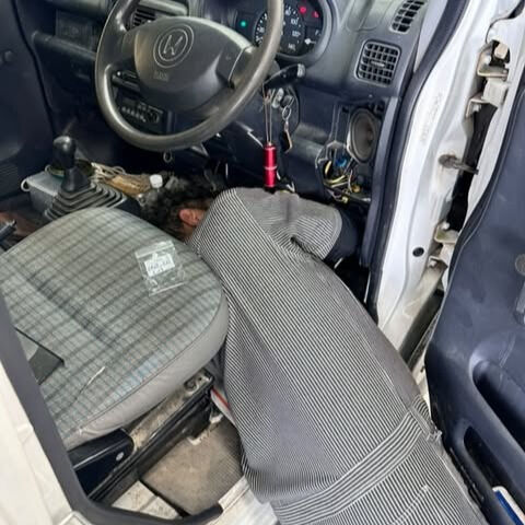 🚗✨【トラブル発見！大切な車を守ろう】✨🚗