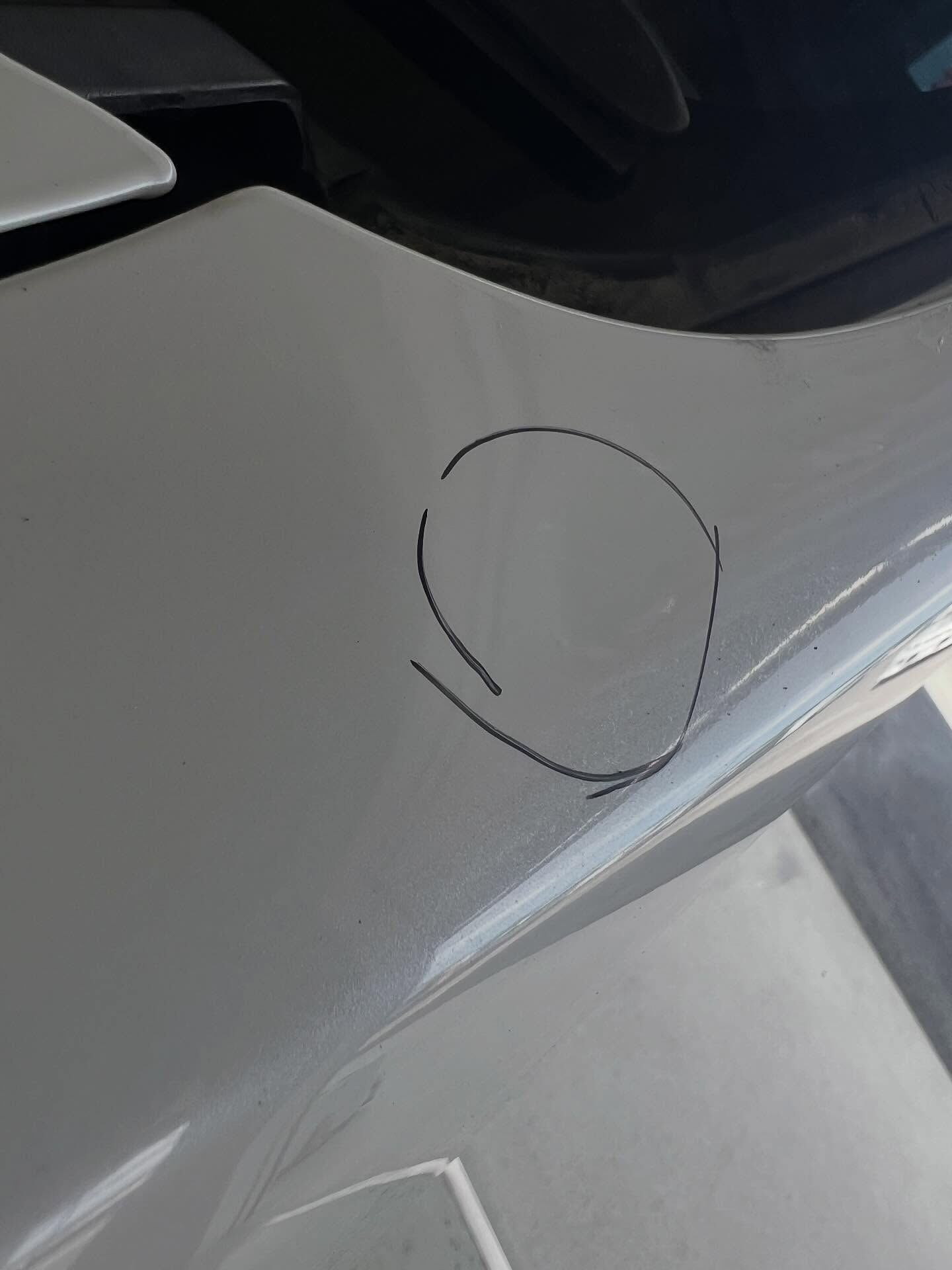 車の板金塗装って、意外と奥深いですよね