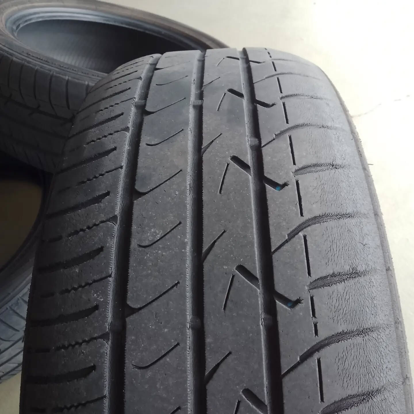 タイヤの健康チェックしていますか？🚗💨